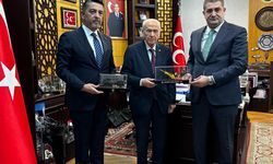 Bahçeli, "Gökbörü" hava savunma sistemlerinin üreticisi Günay Önder’i kabul etti