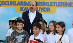 Başkan Altay, 40 gün sabah namazına giderek bisiklet kazanan çocuklarla buluştu