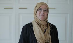 Berrin Sönmez, Diyanet’in son hutbesi sonrası başörtüsünü çıkarma kararı aldı