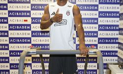 Beşiktaş'ın yeni golcüsü El Bilal Toure, sağlık kontrolünden geçti