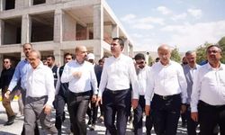 Deprem bölgesinde nasıl çalışılıyor? Bakan Kurum'dan Bakırcılar Çarşısı paylaşımı