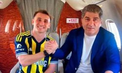 Fenerbahçe, Kerem Aktürkoğlu'nu duyurdu! Formayı giydi imzaya geliyor