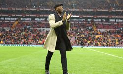 Galatasaray 'kule' gibi stoperi alıyor: Drogba araya girdi, bir sözü yetti