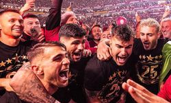 Galatasaray'ın yıldızı yuvada kaldı: Dört yıllık sözleşmeyi imzaladı