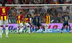 Göztepe penaltı bekledi: Tartışmalı pozisyonda devam kararı