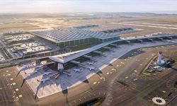 Her üç yolcudan ikisi İstanbul ve Antalya havalimanlarını kullandı