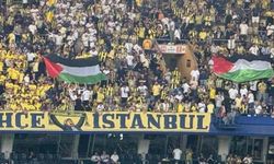 Kadıköy'de unutulmaz an: Fenerbahçe taraftarı Filistin'i unutmadı