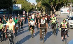 Kudüs Çalışma Grubu’ndan “Gazze İçin Durma, Açlık İçin Pedalla” eylemi