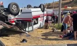 Manisa’da ambulansla otomobil çarpıştı: 1 ölü, 7 yaralı