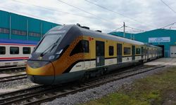 Milli banliyö tren setinin ikincisinin üretimi tamamlandı
