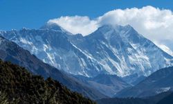 Nepal’den turizm hamlesi... 97 zirveye  tırmanış ücretsiz!