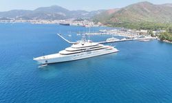 Rus milyarder Abramoviç'in yatı "Eclipse" Marmaris'ten demir aldı