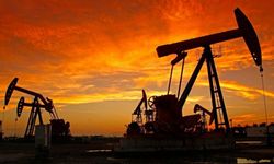 Rusya'nın petrol ve doğalgaz gelirlerinde büyük düşüş: 9,8 milyar dolar geriledi!