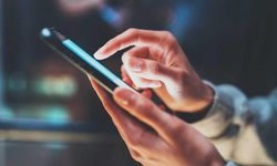 Telefondaki o özelliği hemen devre dışı bırakın! Kişiler veriler alınıyor