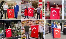 Ümraniye'de 40 bin Türk bayrağı dağıtılıyor