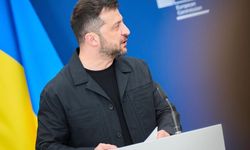Zelenskiy, Trump ile görüşmesi için ne giyecek? Barış için bir işaret