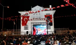 12 Dev Adam’ın final zaferi Mütareke Meydanı’nda kutlandı