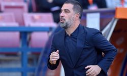 Arda Turan maç sonrası teşekkür ederek taraftara kötü haberi verdi