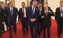 Bakan Fidan'ın Putin ile ayak üstü sohbeti dikkat çekti