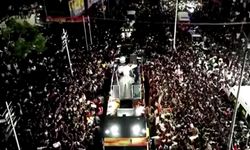 Hindistan'da parti mitinginde izdiham: Çok sayıda ölü var!
