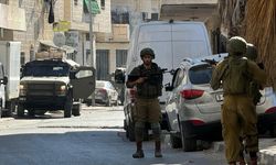 İsrail ordusu, Batı Şeria'nın El-Bire ve Nablus kentlerine baskın düzenledi