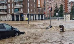 İtalya’da sağanak sele neden oldu! Caddeler göle döndü