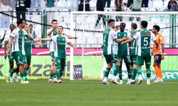 Konyaspor evinde Başakşehir'i yıktı