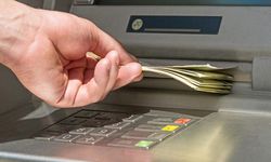 Paranız ATM'de sıkıştıysa orayı sakın terk etmeyin! Sinsice pusu kuruyorlar