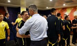 Saran, sarı-lacivertli futbolcularla bir araya geldi
