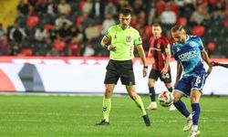 Süper Lig ekibinden flaş iddia! 'Fenerbahçe'ye yenilelim diye ayarlıyorlar'
