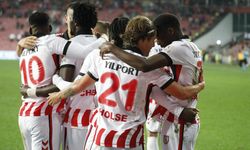 Süper Lig'de sakarlıkların gecesi! Gol düellosunda galibiyet 90+3'te geldi