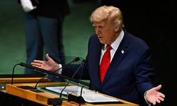 Trump'a sabotaj mı? Önce yürüyen merdiveni durdu, sonra prompterı bozuldu