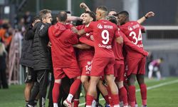 1. Lig ekibi rakibine gol yağdırarak liderliğe yükseldi