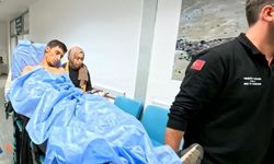 16 yaşındaki çocuk, tartıştığı genci bıçakla ağır yaraladı