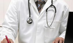 3 ilde FETÖ operasyonu: 5 doktor gözaltında