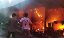 Bangladeş'te yangın 16 can aldı! Fabrika alev alev yandı!