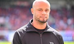 Bayern Münih'te teknik direktör Vincent Kompany'nin sözleşmesi uzatıldı