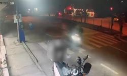 Bursa'da motosikletlinin çarptığı yaşlı adam yere yığıldı