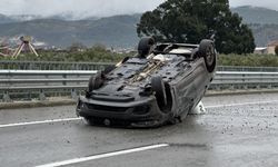Bursa'da takla atan araçtan mucize kurtuluş
