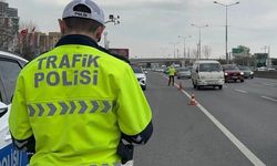 Cezası 1 yıldan 3 yıla kadar hapis! Ehliyet sahipleri trafikte dikkat...