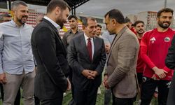 Dursun Özbek'ten 2. Lig ekibine ziyaret