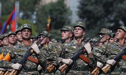 Ermenistan'da zorunlu askerlik süresi kısaltıldı