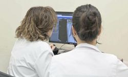 Evden çıkamayan 44 bin hastaya uzaktan muayene hizmeti