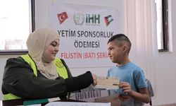 Filistinli 26 bin 531 yetim çocuğa her ay destek veriliyor!