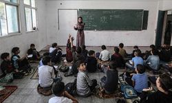 Gazze'de 2 yıl aradan sonra ders zili çaldı