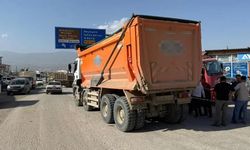 Hatay'da korkunç kaza: Yolun karşısına geçmek isterken canından oldu