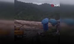Hindistan'da sel 18 can aldı! Çok sayıda kişi kayıp