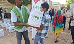 İHH, Sudan'da 4 buçuk milyondan fazla kişiye yardım ulaştırdı