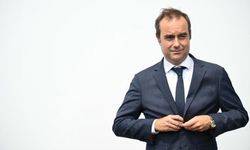 Macron Lecornu'yu yeniden atadı! Tepkiler çığ gibi büyüdü!