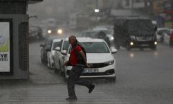 Meteoroloji'den kuvvetli sağanak uyarısı: 7 il için sarı uyarı verildi